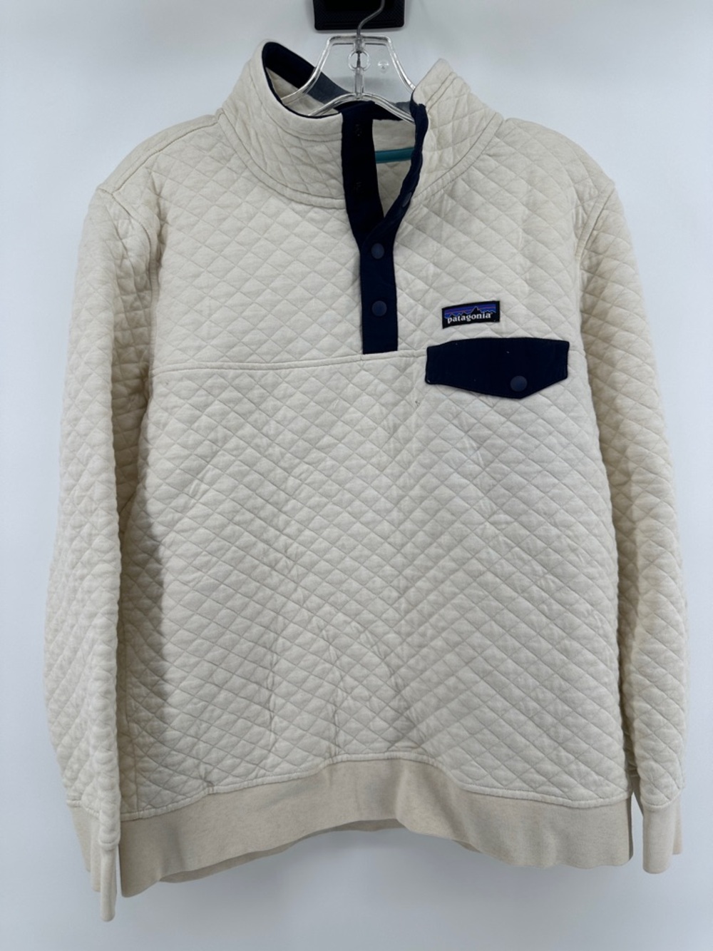 Patagonia Men’s Quilted Snap Pullover - Cream with Navy Trim Men’s sz Medium